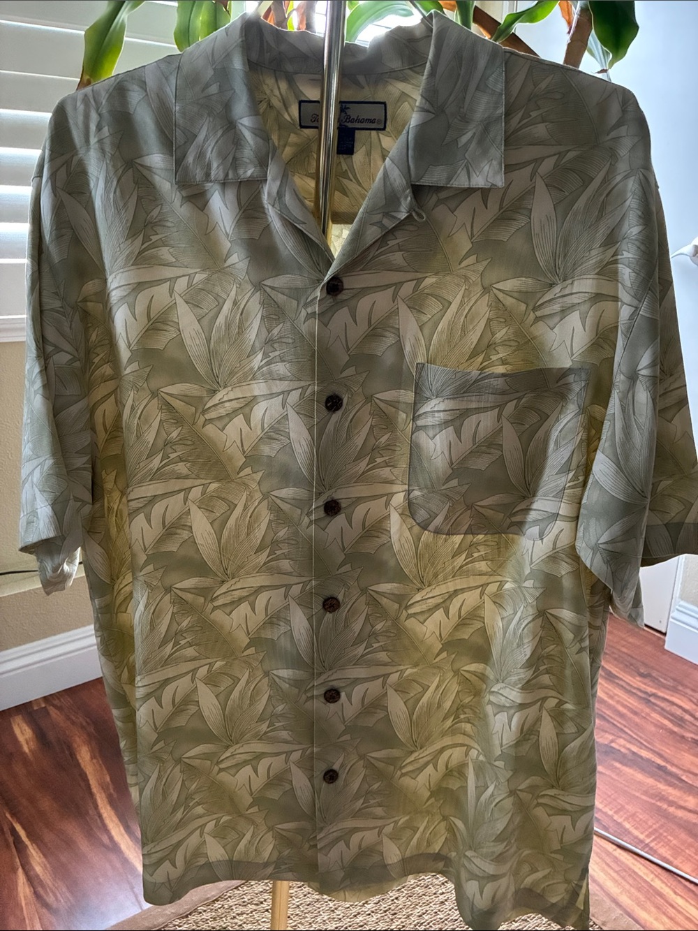Tommy Bahama Olive Green Tropical Print Short-Sleeve Shirt